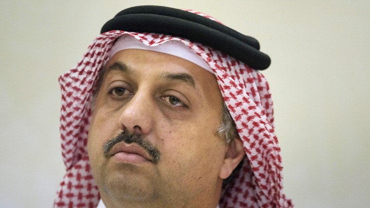أمير قطر يأمر بإعادة تشكيل حكومة البلاد