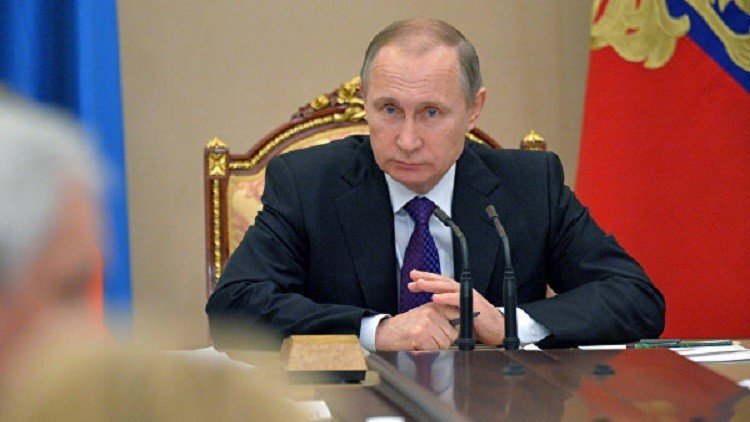 وزير روسي يعلن خطة لمكافحة الأزمة الاقتصادية تصل إلى 10 مليارات دولار 