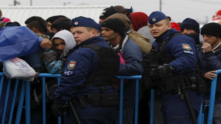 مقدونيا تغلق حدودها أمام اللاجئين القادمين من اليونان