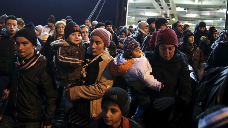 توقعات بوصول 1.5 مليون لاجئ إلى أوروبا عام 2016