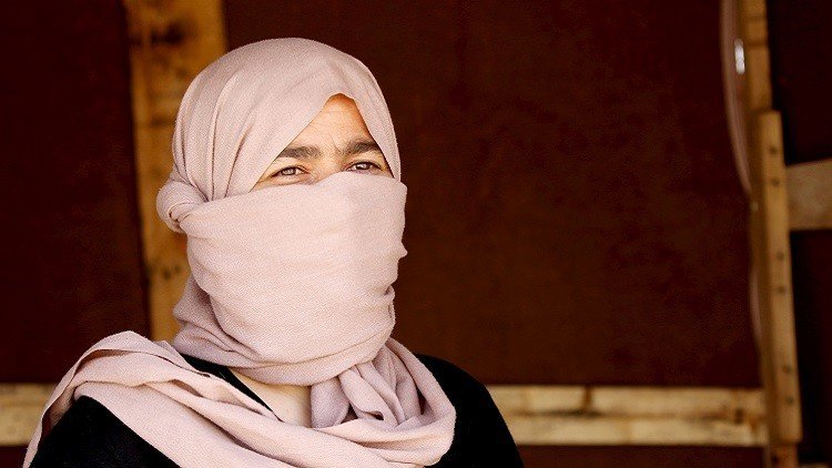 آلاف الدولارات مقابل تحرير الرهائن من الإرهابيين