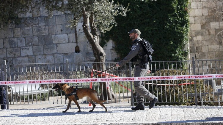 إسرائيل تغلق بلدة قباطية بالضفة الغربية 