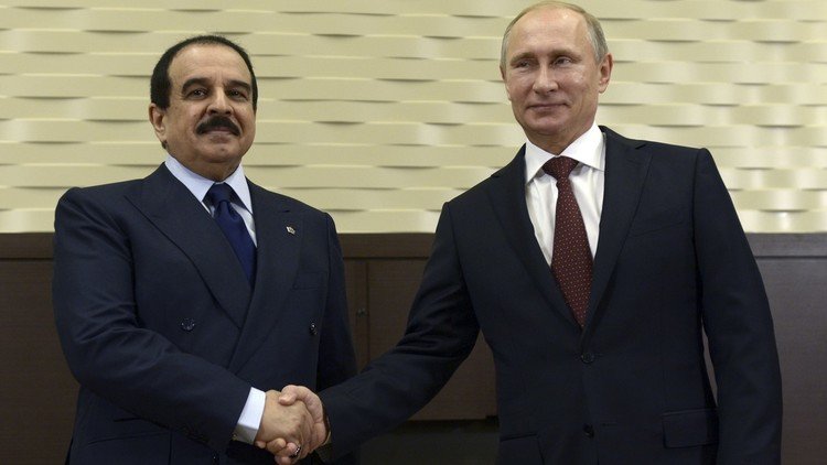 بوتين وملك البحرين يناقشان في سوتشي مكافحة  الإرهاب الدولي 