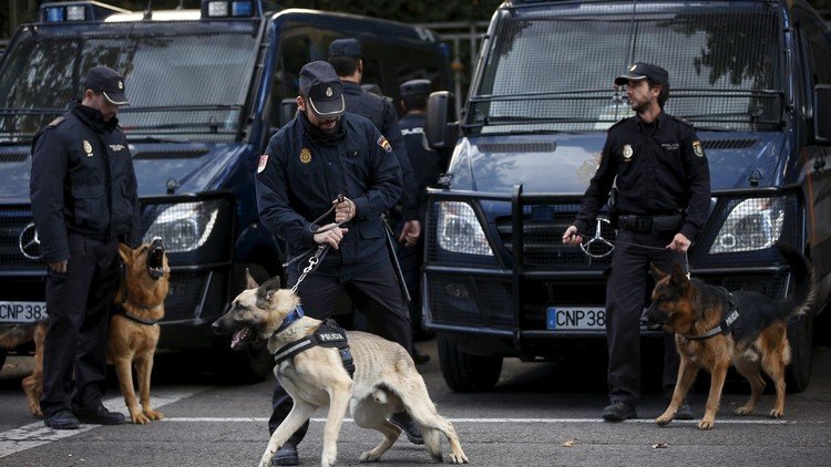 إسبانيا تعتقل أشخاصا من أصول سورية وأردنية ومغربية للاشتباه بصلتهم بالإرهاب