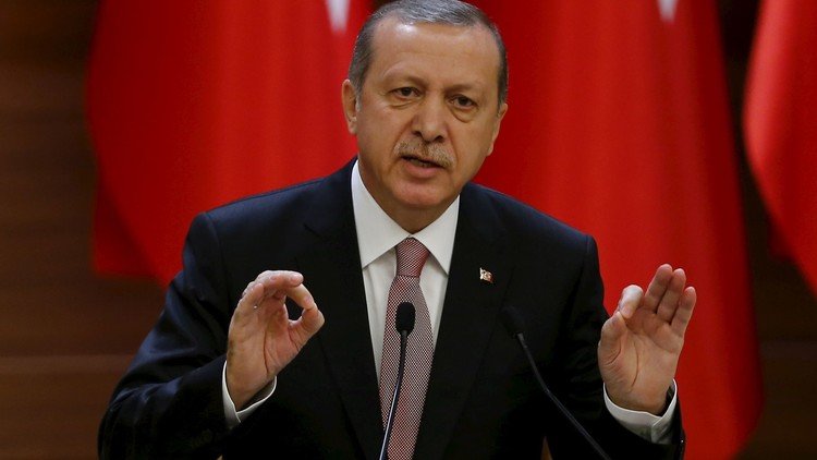 أردوغان:  لن ألتقي السيسي طالما مرسي وزملاؤه في السجن 