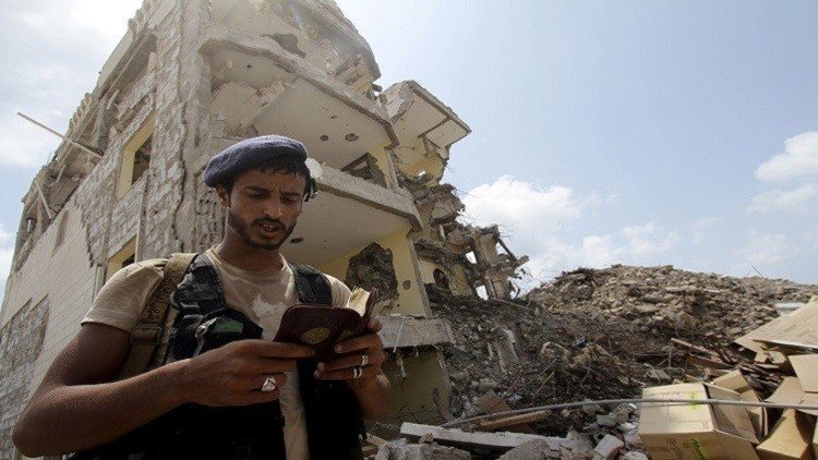 معارك بين القوات اليمنية ومسلحي القاعدة في عدن 