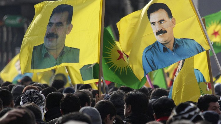 مظاهرة كردية حاشدة في فرنسا تطالب بالإفراج عن أوجلان