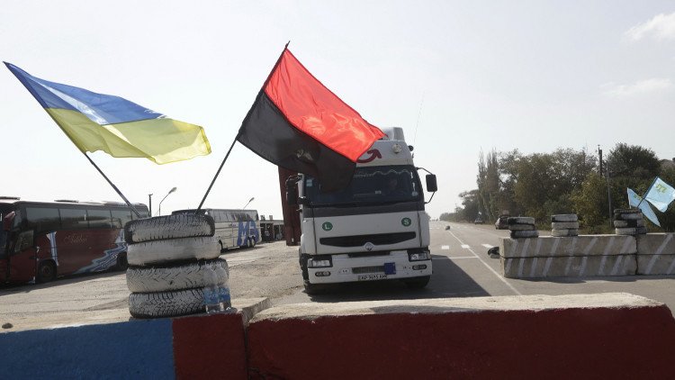 روسيا توقف حركة الشاحنات الأوكرانية فوق اراضيها 