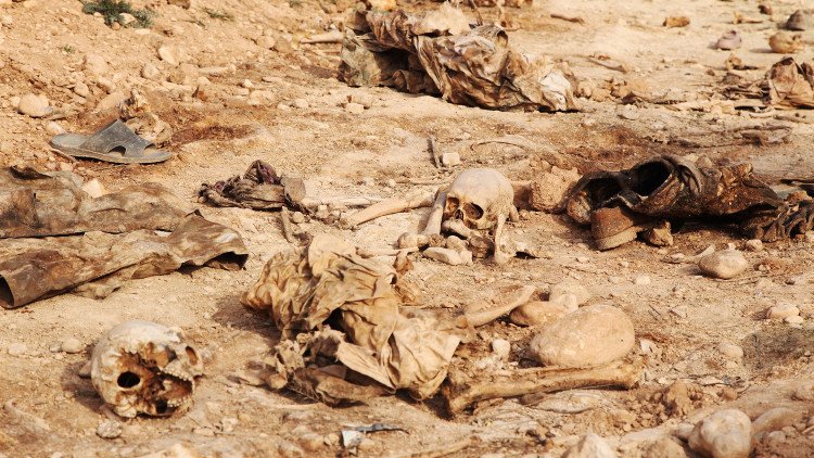 العثور على مقبرة جماعية تضم 40 جثة قرب الرمادي