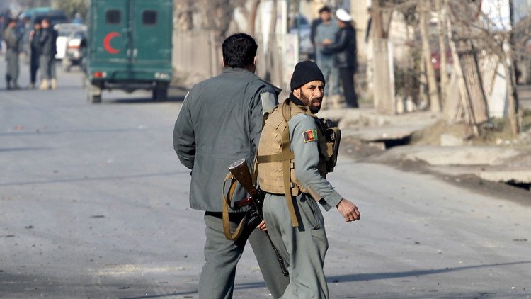 مقتل 3 رجال شرطة في باكستان وأصابع الاتهام تشير إلى 