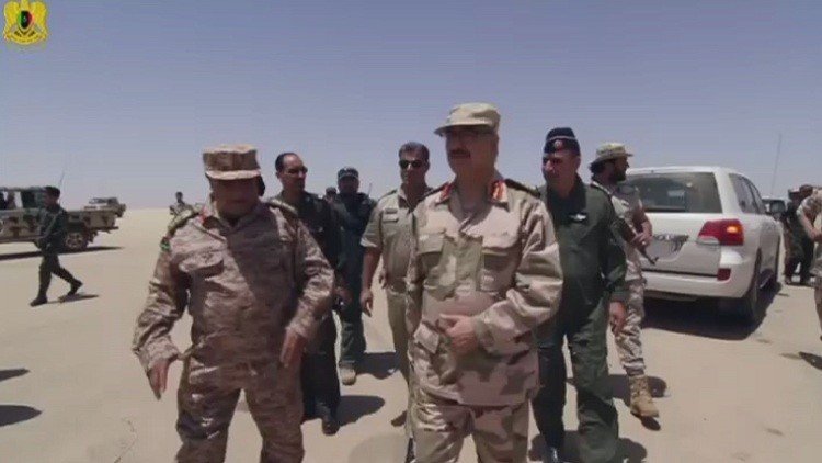 القاهرة تراقب ما يجري في ليبيا