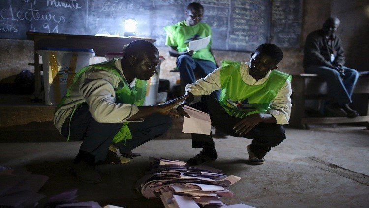 انتخابات إفريقيا الوسطى.. دولوجيليه يقر بالهزيمة
