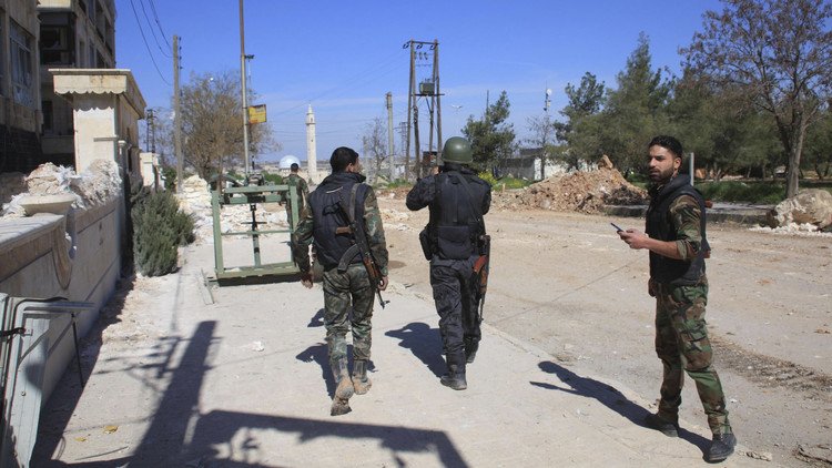 الجيش السوري يستعيد السيطرة على طريق حلب - خناصر