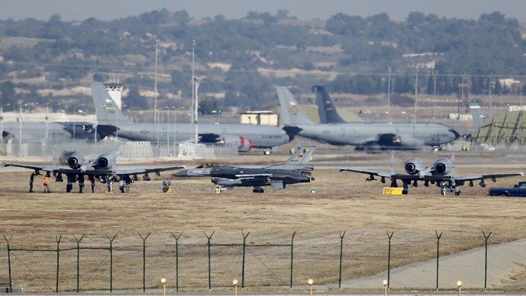 وزير الخارجية التركي: وصول طواقم عسكرية سعودية وإماراتية إلى قاعدة إنجرليك التركية