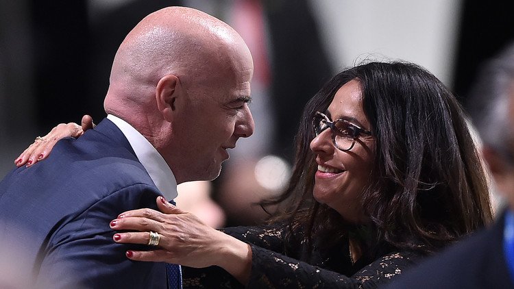 صهر اللبنانيين يفوز برئاسة الفيفا