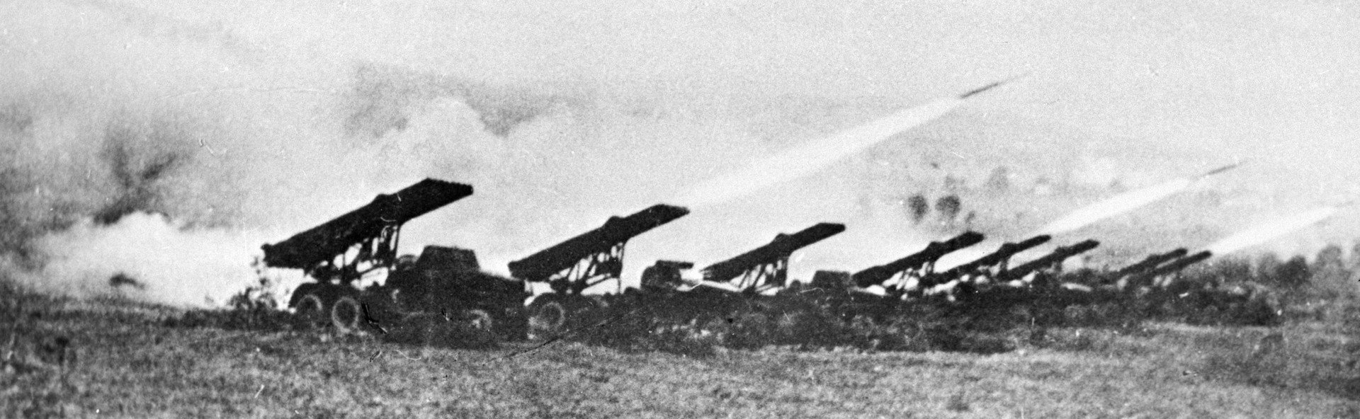 ستالينغراد – اكتوبر/تشرين الأول 1942: قذائف "الكاتيوشا" تدك مواقع الفاشست