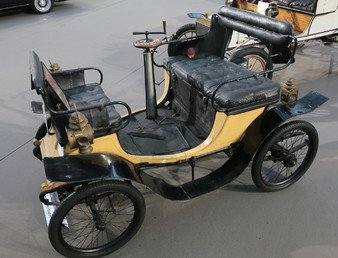 عربة لشركة ديون بوتون من عام 1899