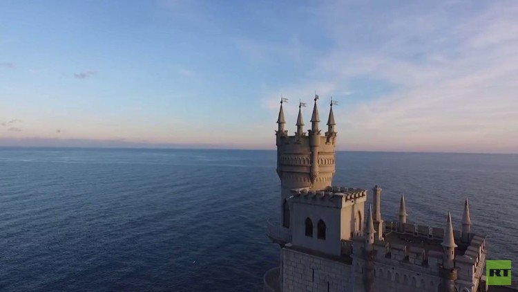 بالفيديو من روسيا.. مشاهد ساحرة بكاميرا من دون طيار لشبه جزيرة القرم 