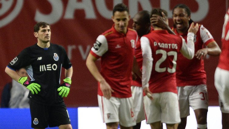 بالفيديو .. المصري كوكا يعاقب القديس كاسياس على هفوته القاتلة