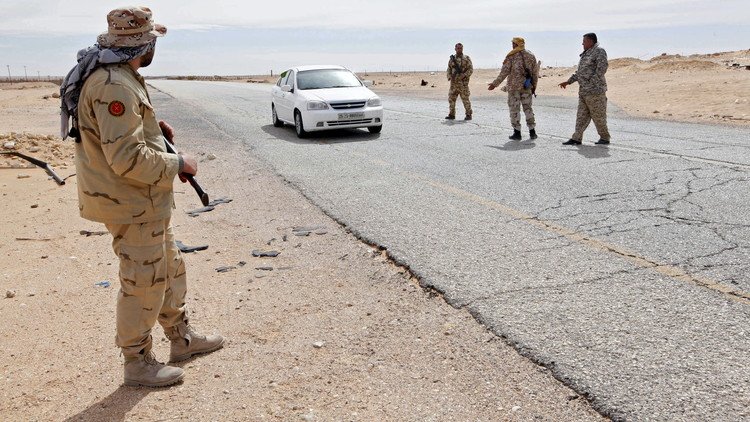ليبيا.. مقتل 3 عناصر أمن قرب مصراتة وغارات على سرت
