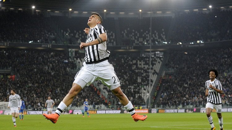 ديبالا ينقذ السيدة العجوز من كمين ساسولو العنيد.. (فيديو)