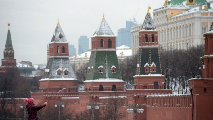 الكرملين يأسف لحذو أوروبا حذو الولايات المتحدة في مقاطعة السندات الروسية
