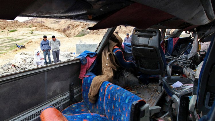 مقتل 16 معتمرا فلسطينيا إثر انقلاب حافلتهم بالأردن