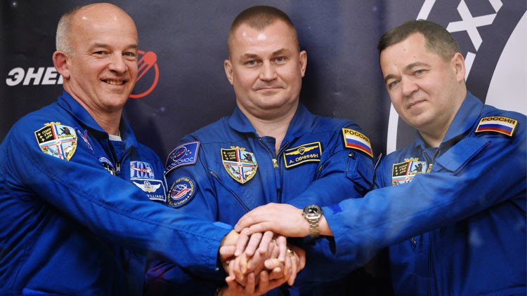 اللجنة الحكومية الروسية تقر تشكيلة الطاقم الجديد للمحطة الفضائية الدولية