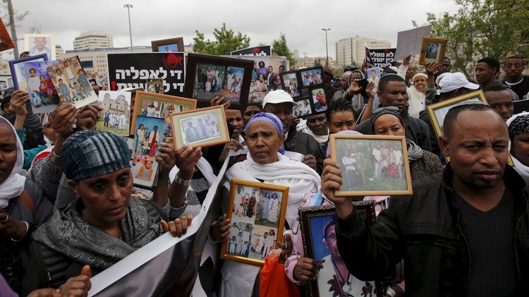 احتجاجت إسرائيليين من أصول إثيوبية في القدس على منعهم من جلب ذويهم