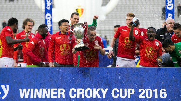 بالفيديو .. حامل كأس بلجيكا يخسر سرواله