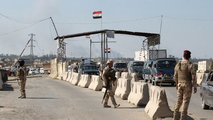 مقتل وإصابة 15 جنديا بهجوم انتحاري غربي العراق