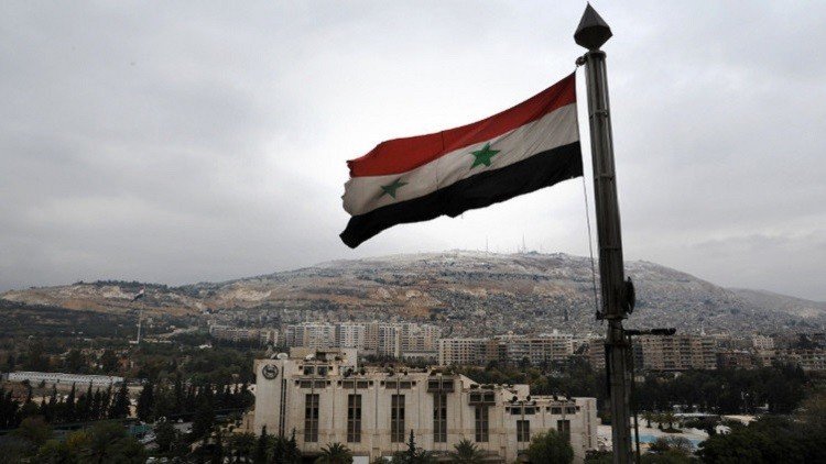 هوة شاسعة تفصل بين طرفي المفاوضات السورية