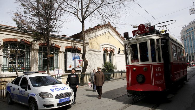 اسطنبول.. توقيف 3 أشخاص بتهمة التخطيط لاستهداف مصالح ألمانية