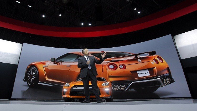 "نيسان" تطلق سيارتها الجديدة "GT-R" موديل 2017 