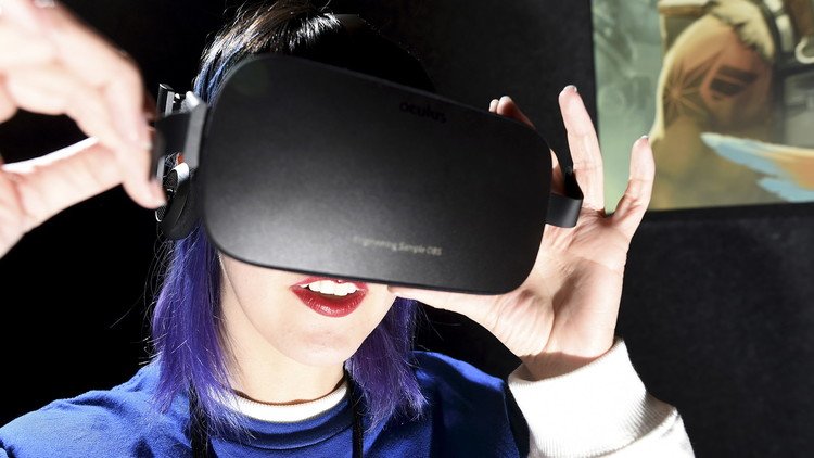 أوكيلوس تبدأ شحن نظارات "ريفت" للواقع الإفتراضي التابعة لفيسبوك