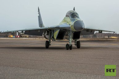 مقاتلة ميغ-29 K- ذات مقعدين وترابط على ناقلة طائرات