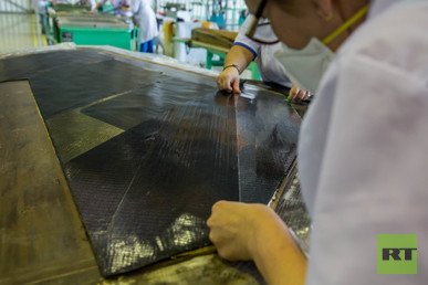 إعداد المواد التركيبية في الورشة