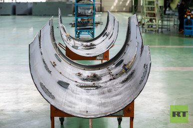 ورشة تركيب الطائرة