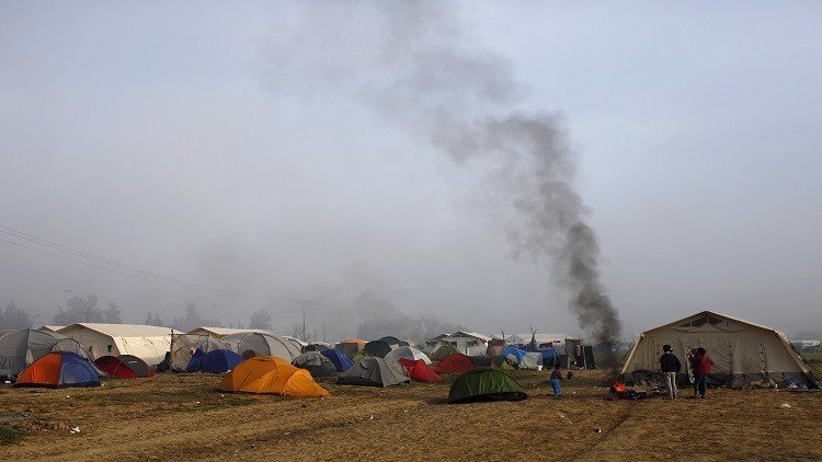 إعادة اللاجئين إلى تركيا تبدأ الاثنين