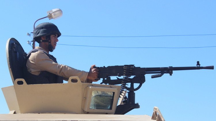 مصر.. مقتل إرهابي وإصابة ضابطي شرطة خلال مداهمة