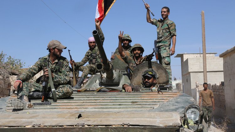 مراسلنا: الجيش السوري يتقدم في المحور الشمالي من بلدة القريتين جنوب شرق حمص 