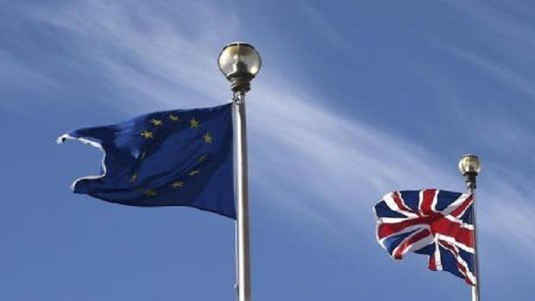استطلاع : تقدم المؤيدين لانسحاب بريطانيا من الاتحاد الأوروبي