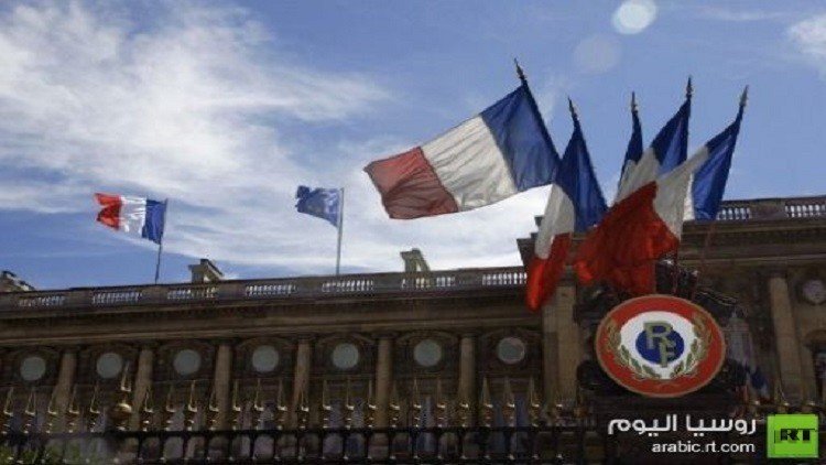 فرنسا تعيد فتح سفارتها في ليبيا 