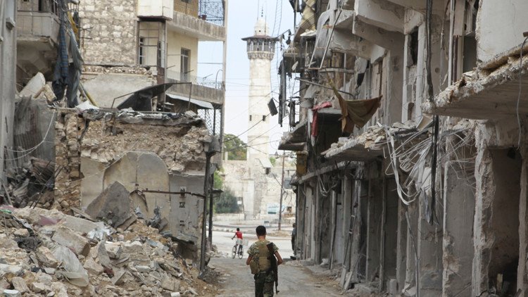 جيش الإسلام يعترف باستخدام أحد فصائله أسلحة محظورة في الشيخ مقصود (فيديو)