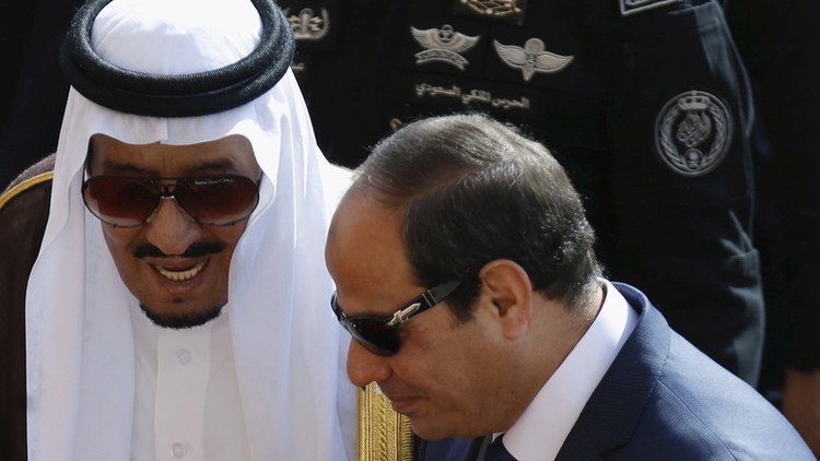 تزامنا مع زيارة العاهل السعودي للقاهرة مصر تنتقد تدخل إيران في شؤون الدول العربية