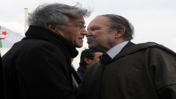 الجزائر ترفض منح التأشيرة لصحفي فرنسي ردا على الإساءة لبوتفليقة 