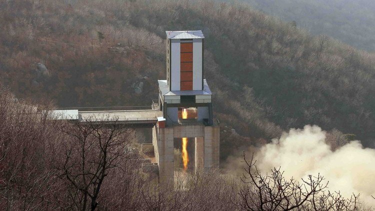 دلائل على استعدادات في كوريا الشمالية لإطلاق صاروخ باليستي نحو السواحل الأمريكية