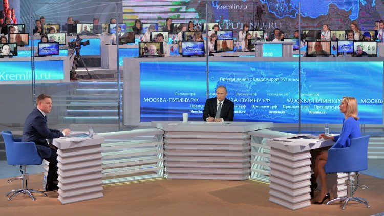 بوتين يتحدث عن استعداده لمد يد المساعدة إلى أردوغان وبوروشينكو (فيديو)