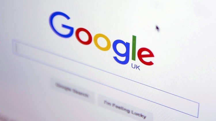 المفوضية الأوروبية تتهم غوغل بالاحتكار