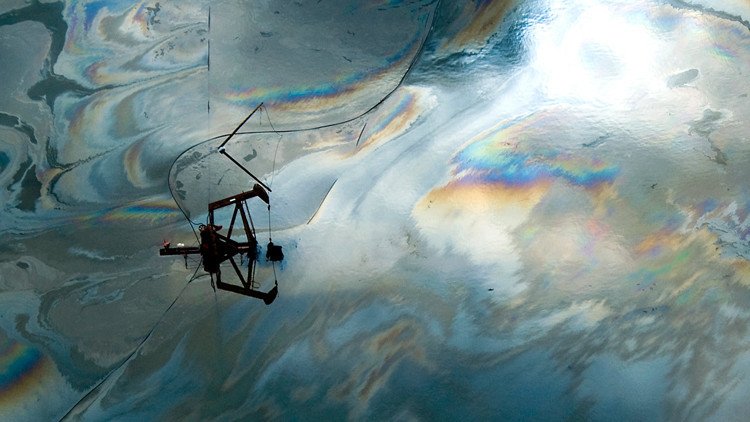 النفط يصعد مدعوما بتوقعات وكالة الطاقة